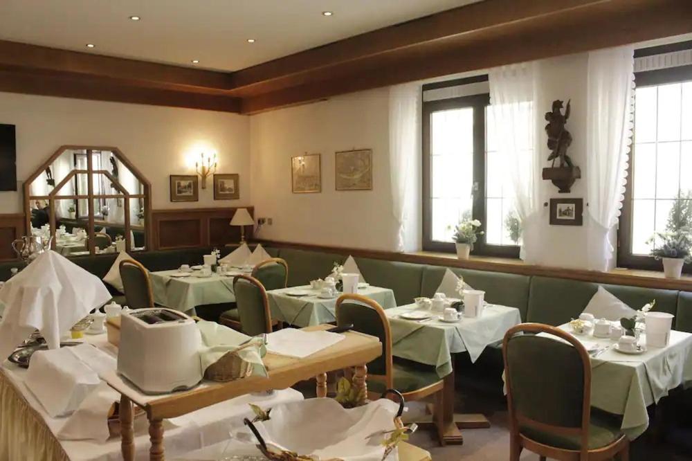 Hotel Schiff Раштатт Экстерьер фото